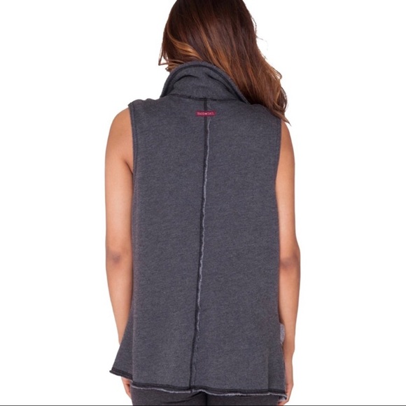 Hardtail Raw Edge Vest Charcoal Great
Size: Medium - Picture 2 of 9